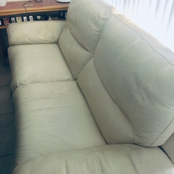 Electric Leather Soga - Picture 3 of 5